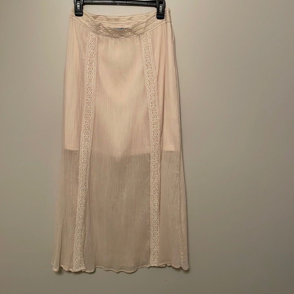 Buttons Boho Maxi Skirt in Ivory/Cream Size L